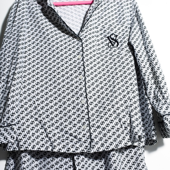 Victoria's Secret Reindeer Christmas Pajamas Black Deer Pajama Set Medium - Picture 8 of 8